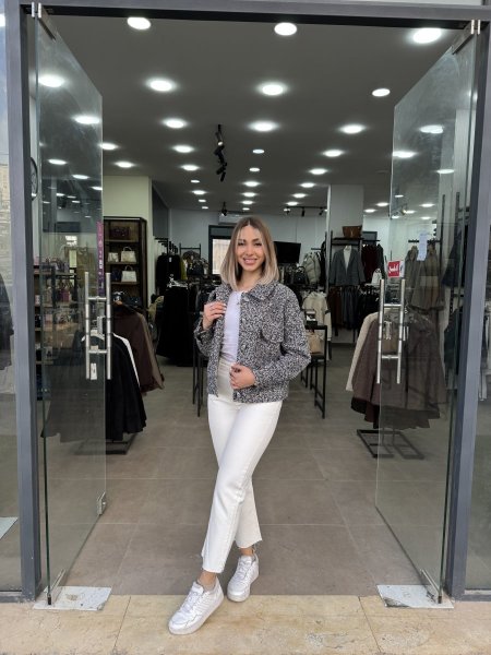 جاكيت دافي قصير