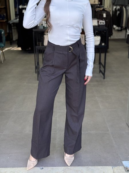 بنطلون مخطط